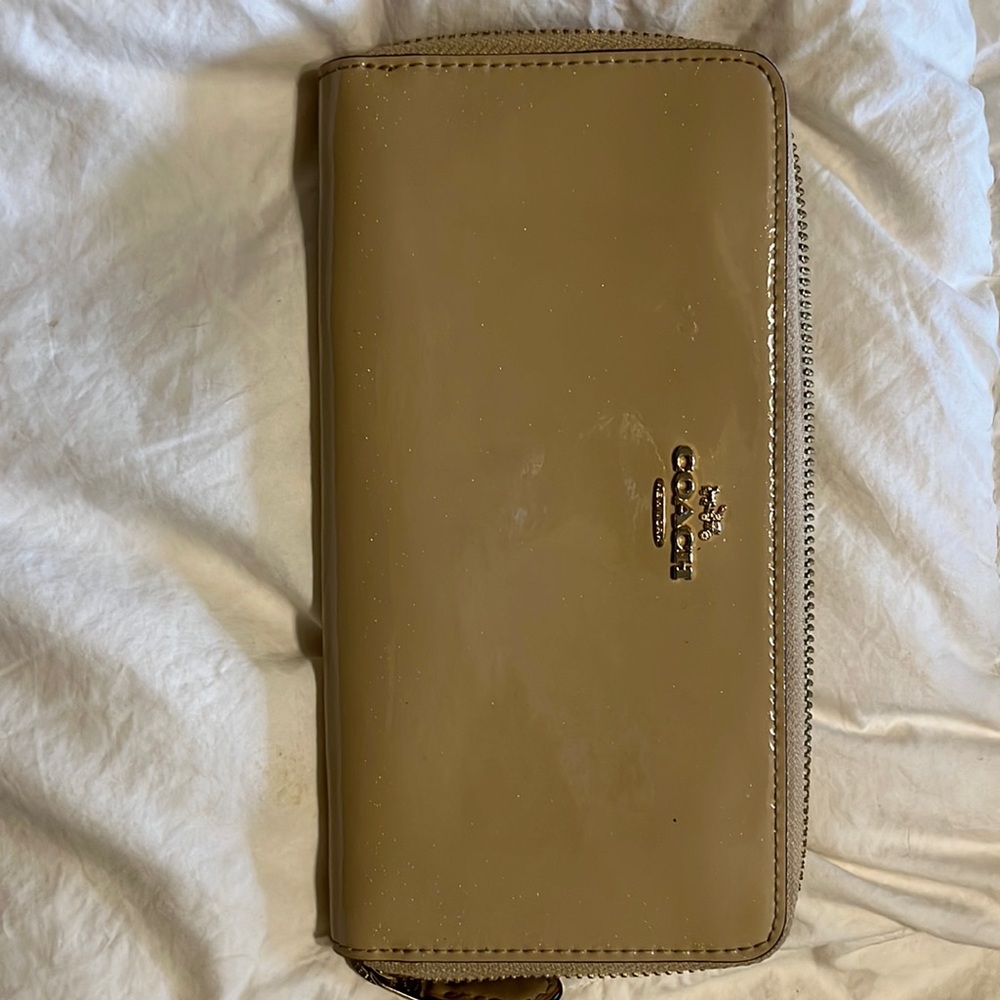 Tan coach zip wallet